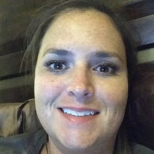 Meet your Posher, Valerie